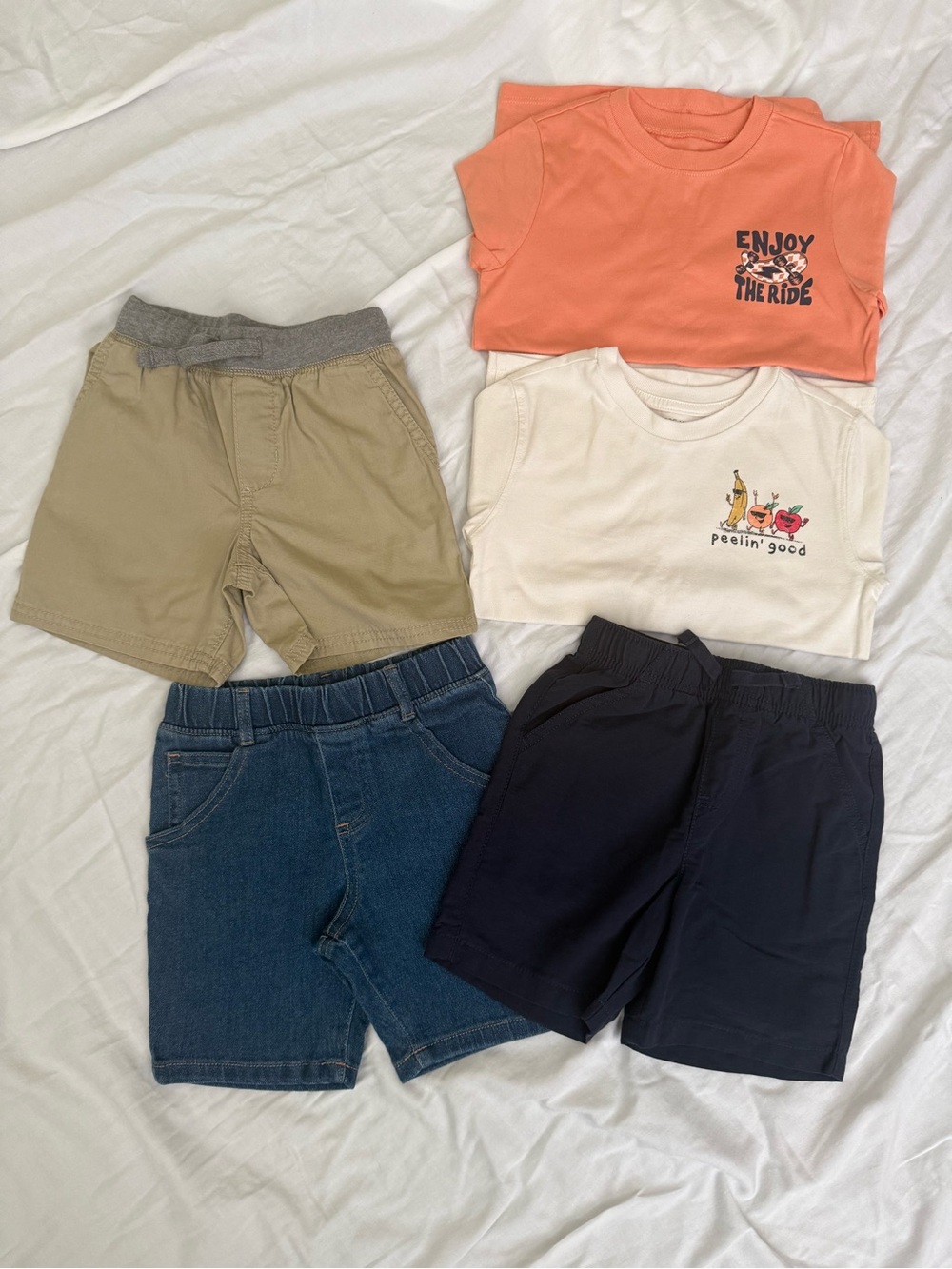 Boys shorts and shirts 4T & 5 Like new